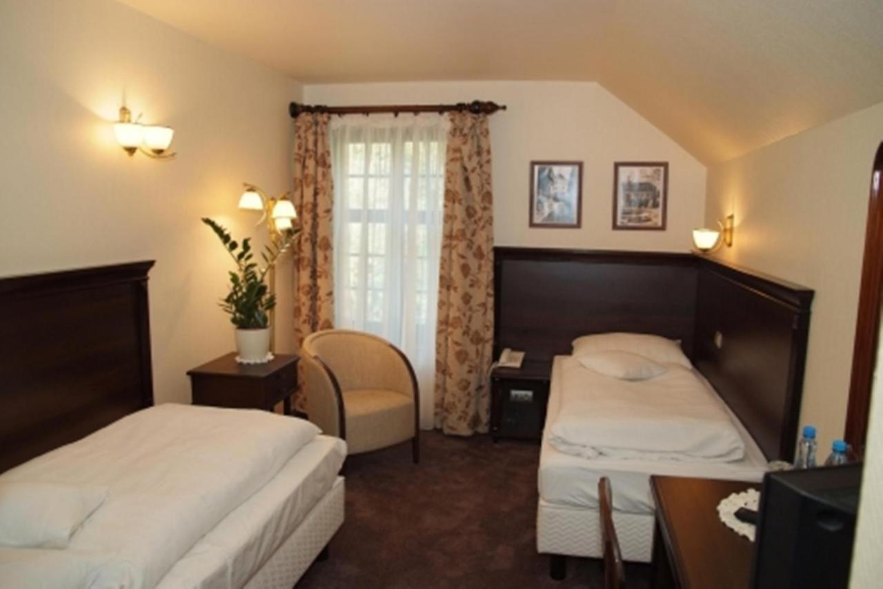 Bed and Breakfast Biały Dwór Kwidzyn Habitación foto